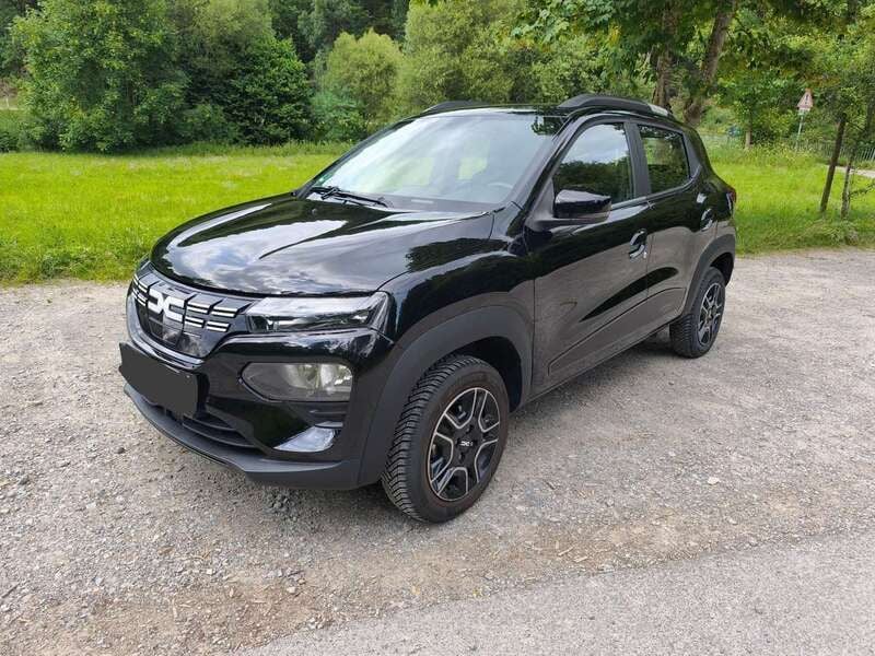 Schwarz Gebraucht 2023 Dacia Spring Essentiel Kleinwagen | 11.490 € (Guter Preis) - Bild 1/4