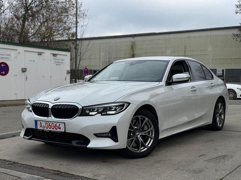 Gebraucht BMW 330 Sport Line 286 PS (210 kW) 2021 Weiß Limousine