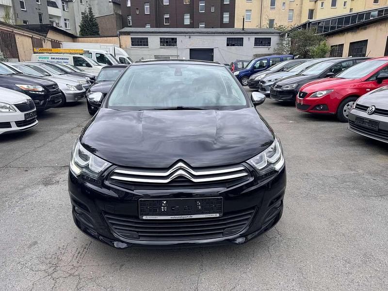Gebraucht Citroën C4 SELECTION 99 PS (72 kW) 2015 Schwarz perla nera Limousine