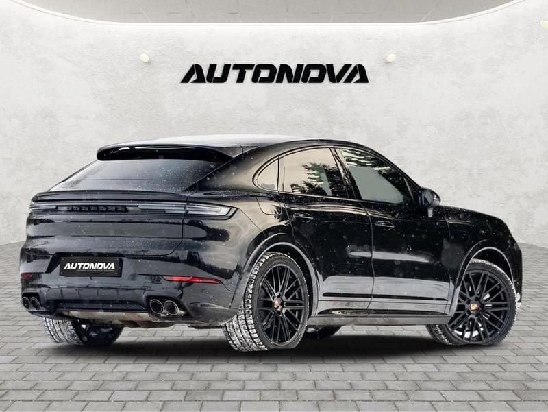 Gebraucht Porsche Cayenne E-Hybrid Coupe 470 PS (345 kW) 2025 Schwarz SUV
