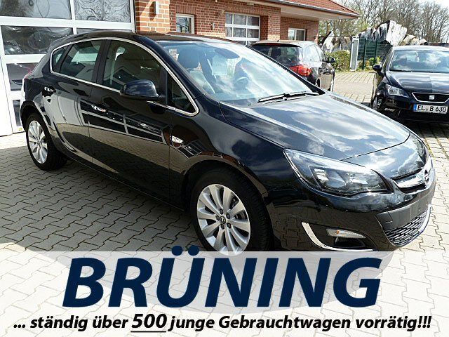 Gebraucht Opel Astra Excellence 140 PS (102 kW) 2013 Schwarz metallic Limousine