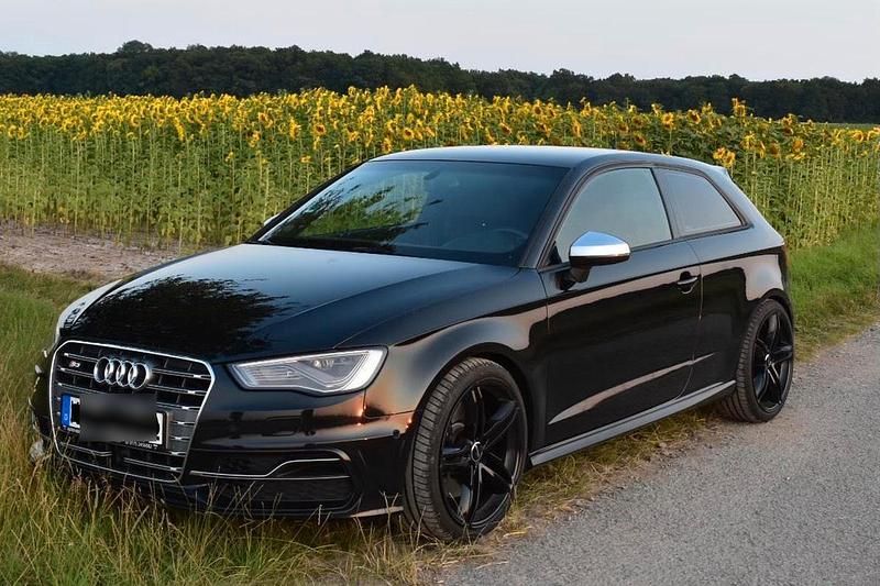 Gebraucht Audi S3 Sportback 300 PS (220 kW) 2014 Schwarz Kleinwagen
