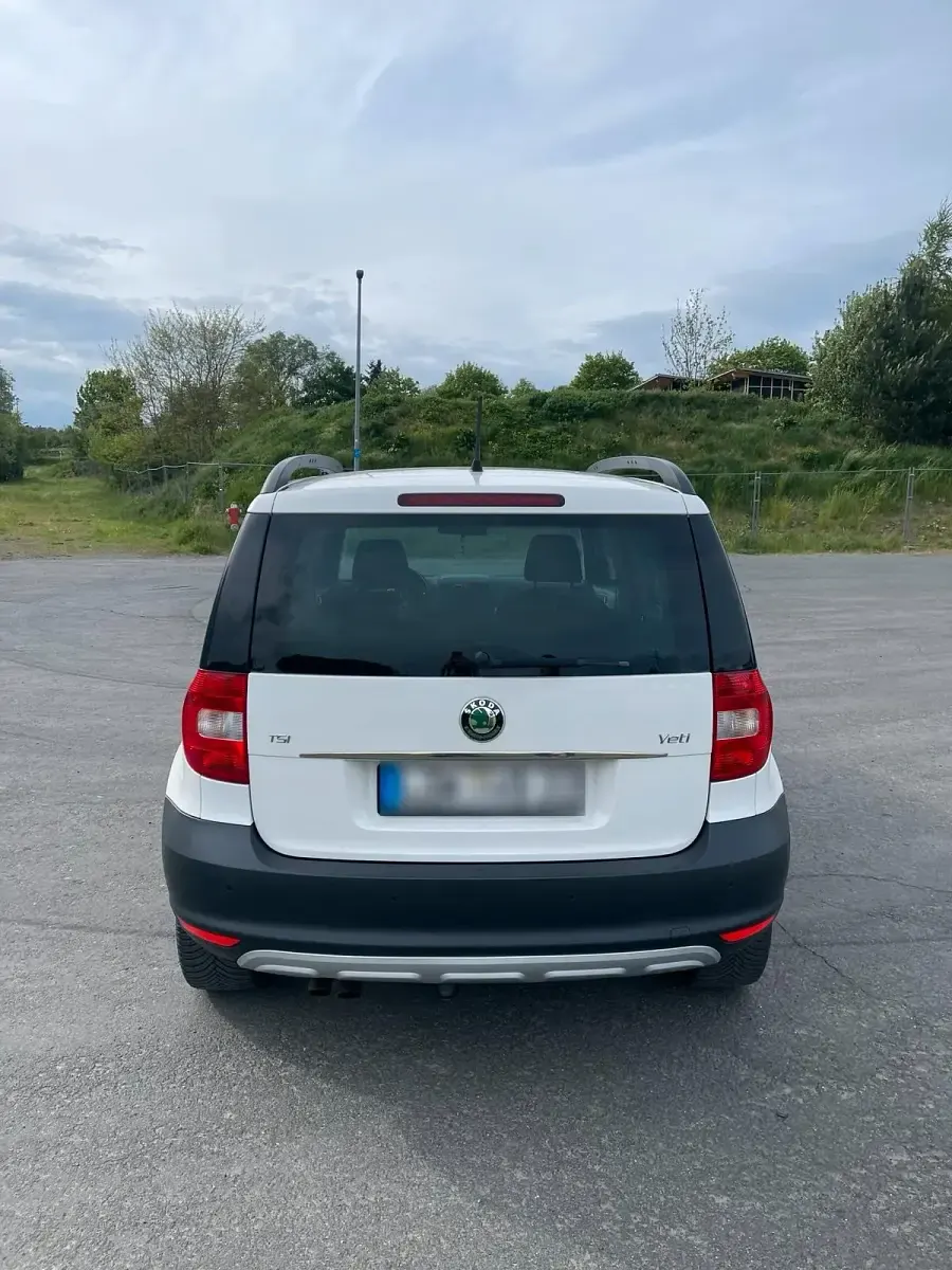 Gebraucht Skoda Yeti 122 PS (89 kW) 2011 Weiß SUV