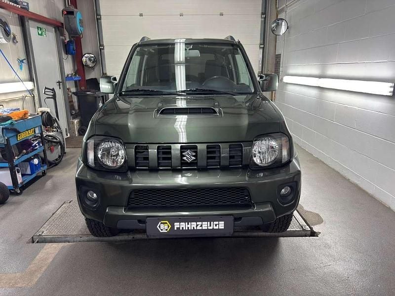 Gebraucht Suzuki Jimny Club 86 PS (63 kW) 2017 Grau SUV