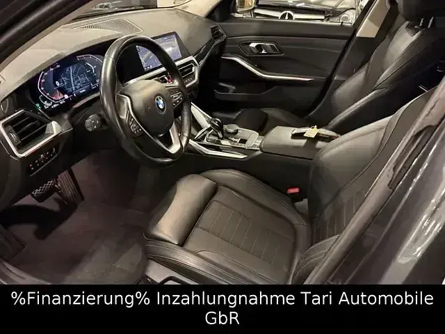 Gebraucht BMW 318 Shadowline 150 PS (110 kW) 2019 Andere Kombi