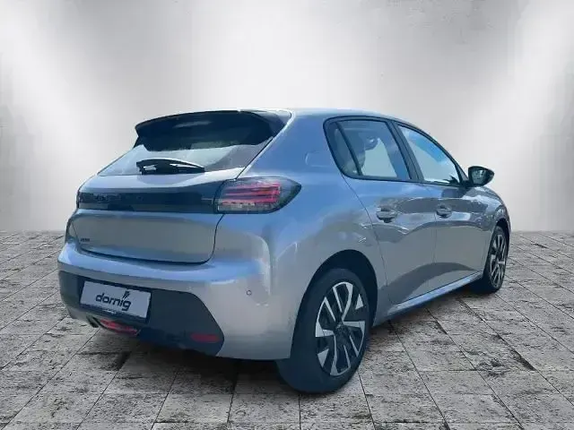 Gebraucht Peugeot 208 Active 101 PS (74 kW) 2024 Artense silber metallic Kleinwagen