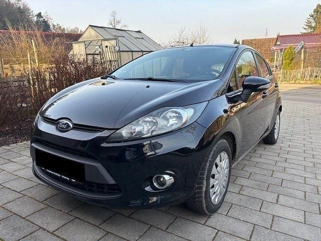 Gebraucht Ford Fiesta 95 PS (69 kW) 2012 Schwarz Kleinwagen