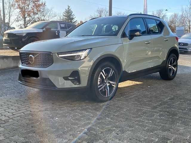 Gebraucht Volvo XC40 120 PS (88 kW) 2024 SUV