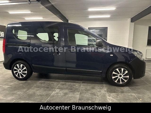Gebraucht Dacia Dokker Ambiance 83 PS (61 kW) 2015 Blau Van / Kleinbus