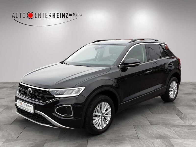 Schwarz Gebraucht 2022 VW T-Roc Life SUV | 17.900 € - Bild 1/4