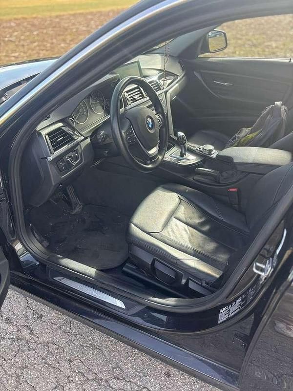 Gebraucht BMW 335 Luxury Line 313 PS (230 kW) 2014 Black sapphire metallic Kombi