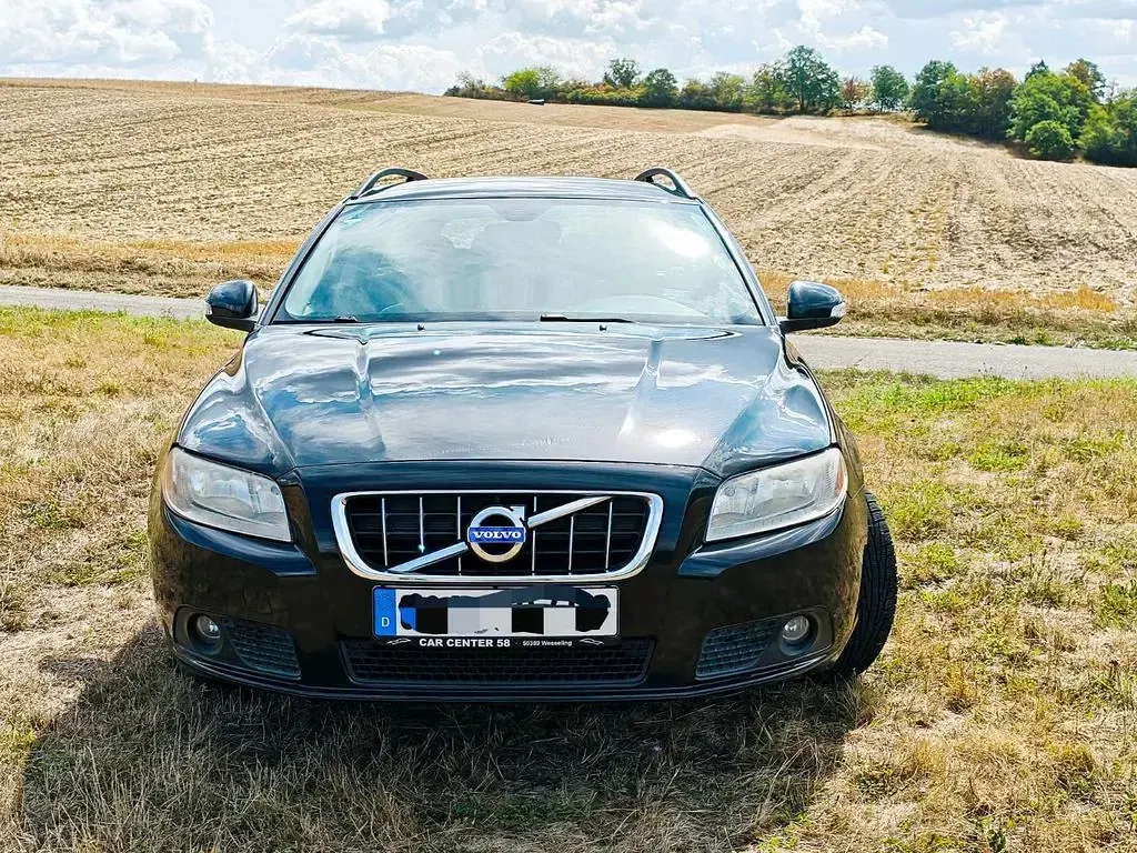 Gebraucht Volvo V70 109 PS (80 kW) 2009 Schwarz Kombi