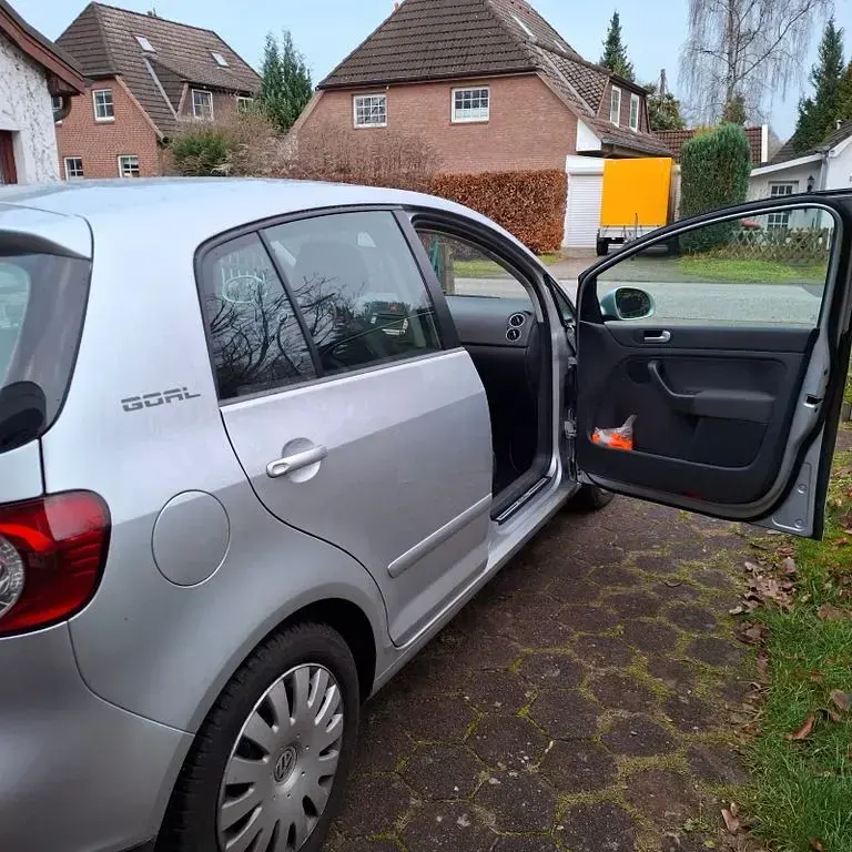 Gebraucht VW Golf Plus Goal 102 PS (75 kW) 2006 Silber Van / Kleinbus