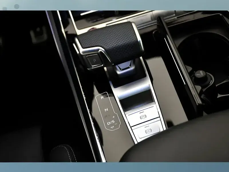Gebraucht Audi SQ8 507 PS (372 kW) 2023 Schwarz SUV