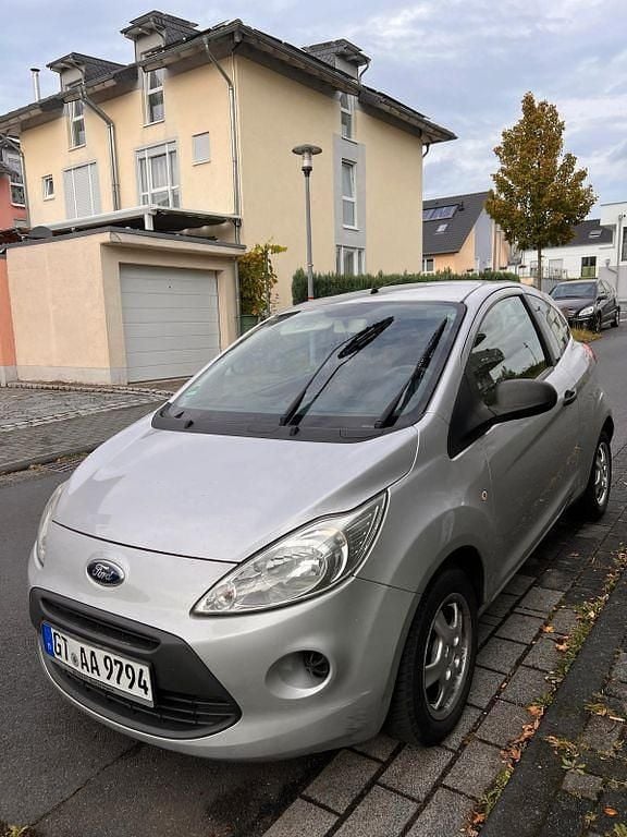Gebraucht Ford Ka Trend 69 PS (50 kW) 2009 Silber Kleinwagen
