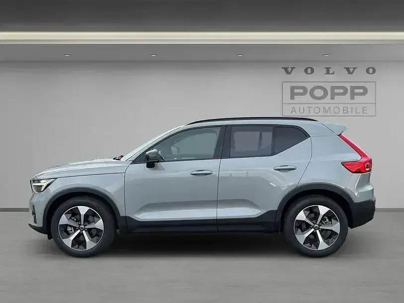 Gebraucht Volvo XC40 Plus 197 PS (144 kW) 2025 Vapour grey SUV