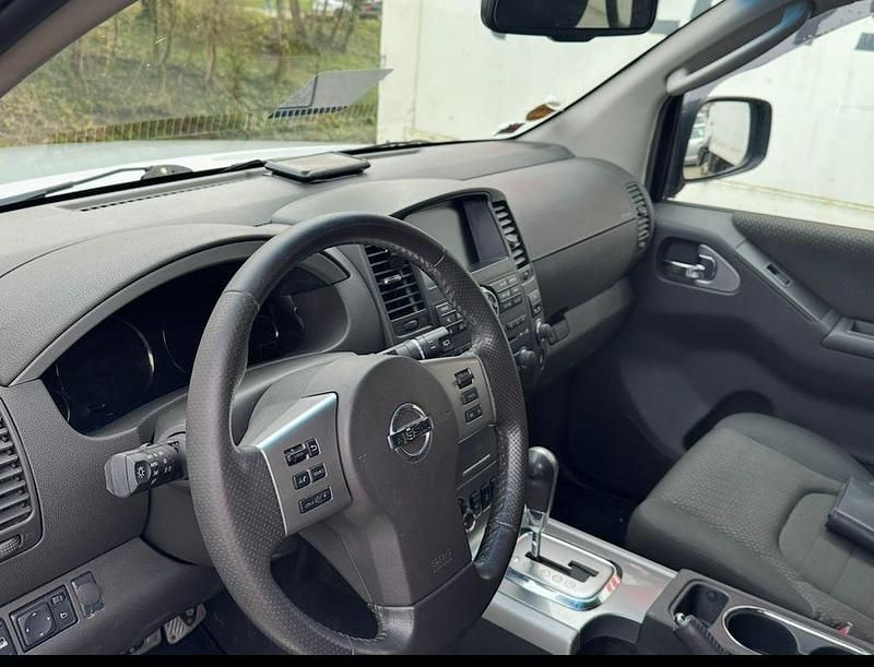 Silber Gebraucht 2012 Nissan Pathfinder Platinum SUV | 15.599 € (Guter Preis) - Bild 1/4