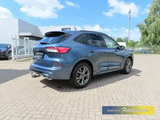 Gebraucht Ford Kuga ST-Line X 150 PS (110 kW) 2023 Blau SUV