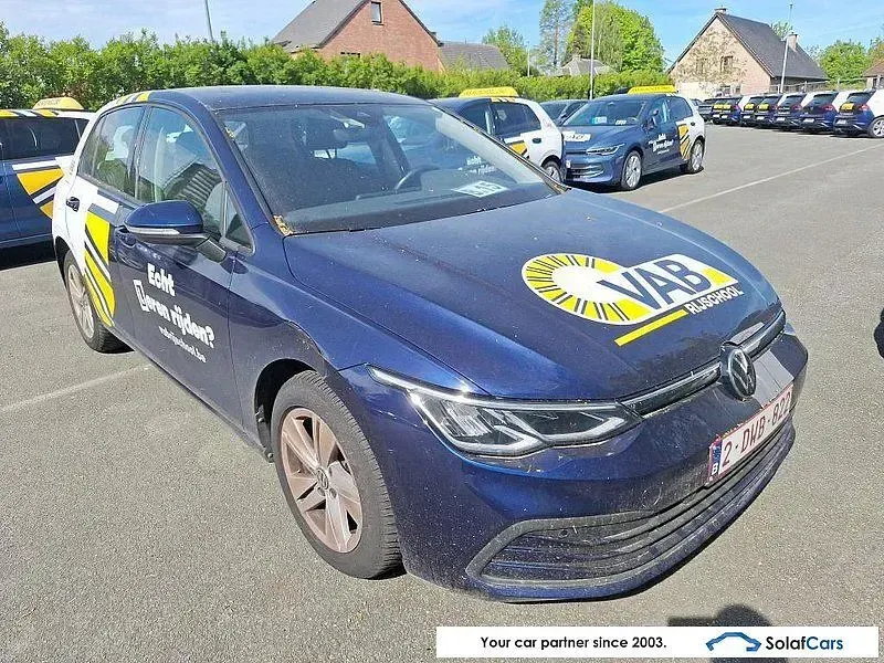 Gebraucht VW Golf VIII Pro 110 PS (80 kW) 2023 Blau Limousine