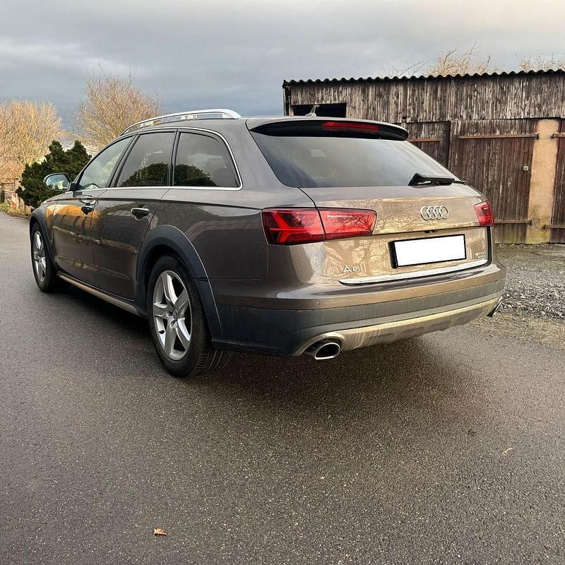 Gebraucht Audi A6 Allroad Comfort 218 PS (160 kW) 2018 Braun Kombi