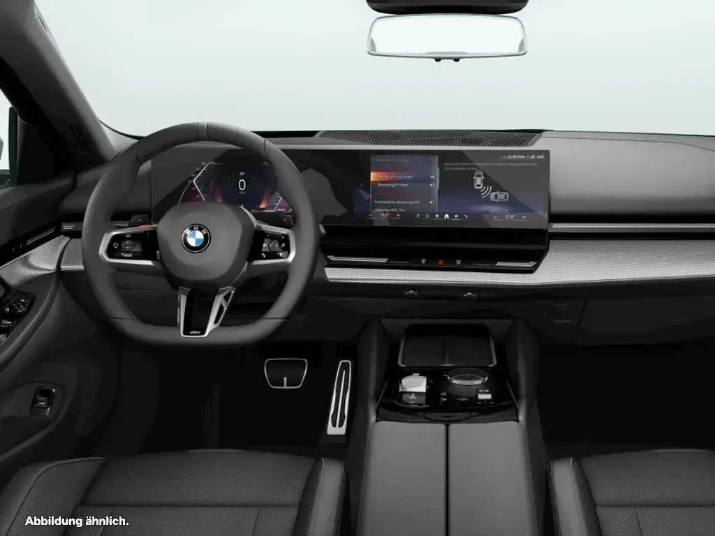 Gebraucht BMW 540 286 PS (210 kW) 2026 Grau Limousine