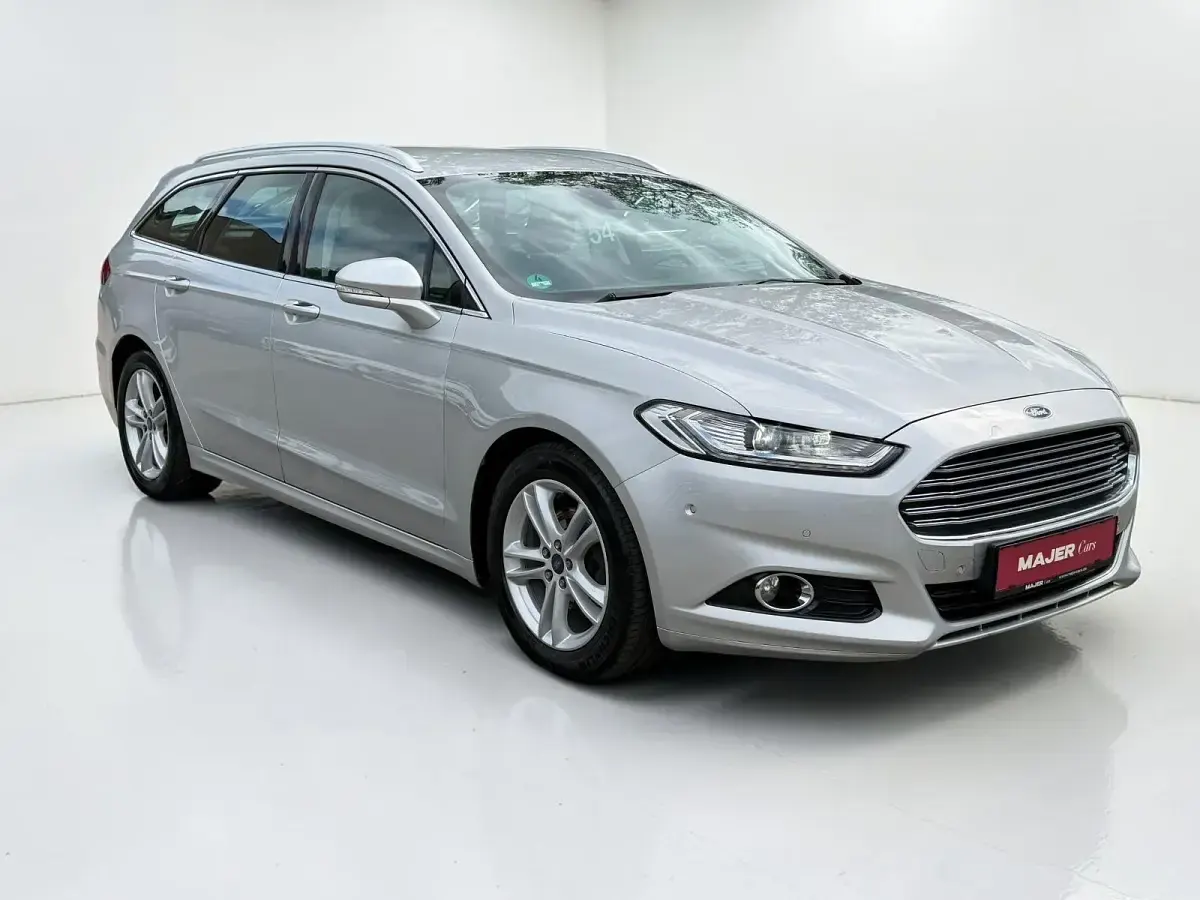 Gebraucht Ford Mondeo Titanium 150 PS (110 kW) 2017 Silber Kombi