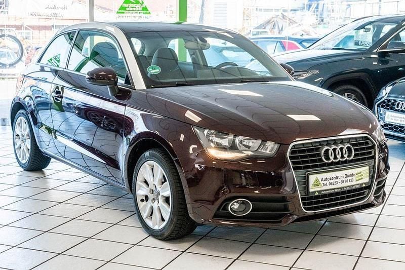 Gebraucht Audi A1 Ambition 86 PS (63 kW) 2013 Violet Kleinwagen