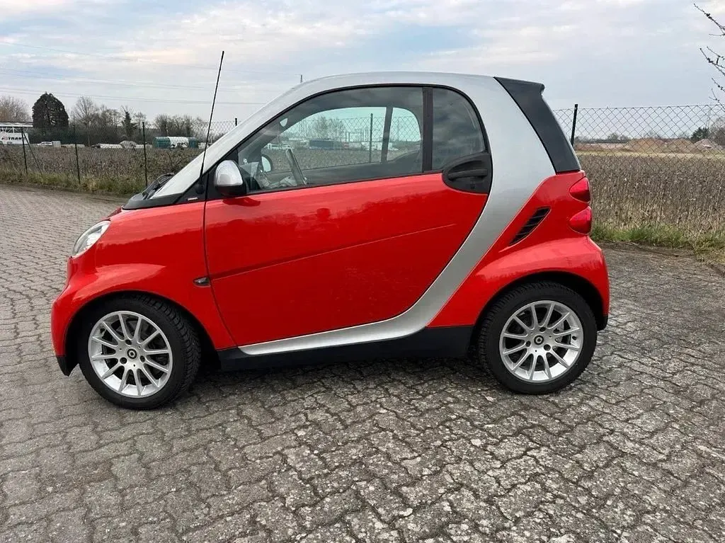Gebraucht Smart ForTwo Coupé Passion 71 PS (52 kW) 2008 Rot Coupé