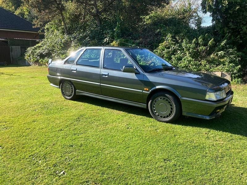 Grau Gebraucht 1988 Renault 21 Limousine | 6.999 € - Bild 1/4