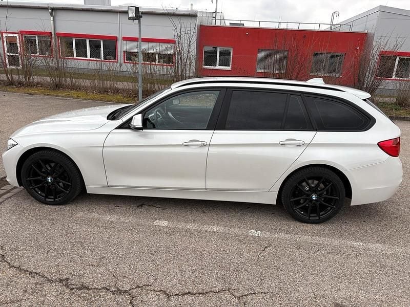 Gebraucht BMW 320 Efficient Dynamics 184 PS (135 kW) 2014 Weiß Kombi