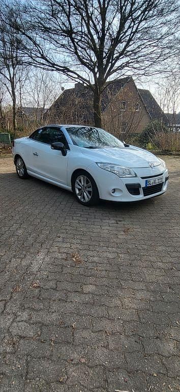 Gebraucht Renault Mégane Cabriolet Luxe 131 PS (96 kW) 2010 Weiß Cabrio