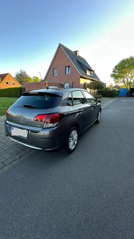 Gebraucht Citroën C4 PureTech 110 PS (80 kW) 2016 Grau Limousine