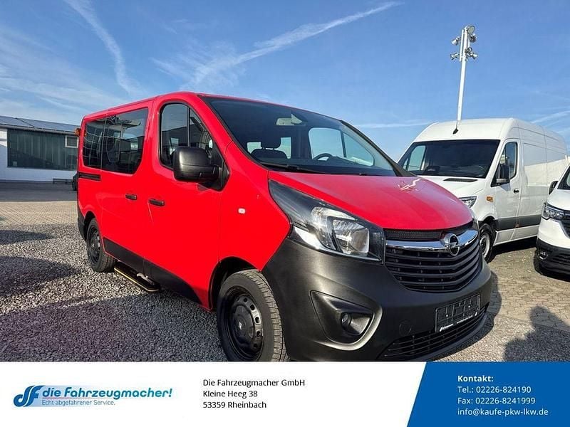 B) (rot Gebraucht 2015 Opel Vivaro Van / Kleinbus | 13.788 € (Etwas zu teuer) - Bild 1/4