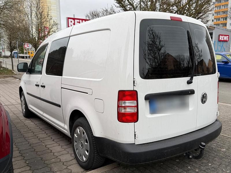 Gebraucht VW Caddy Maxi 102 PS (75 kW) 2015 Weiß Van / Kleinbus