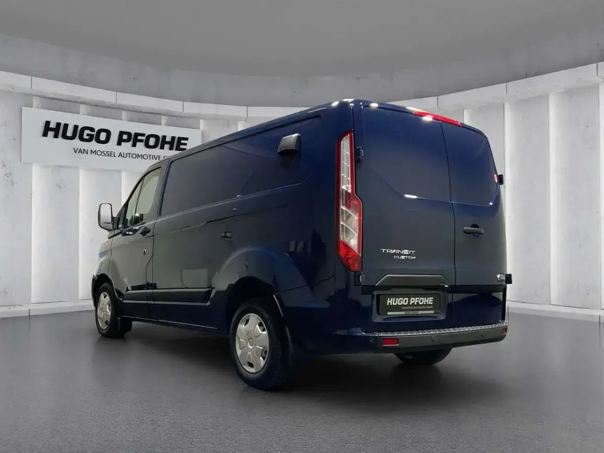 Gebraucht Ford Transit Custom Trend 105 PS (77 kW) 2021 Blazer blau Van / Kleinbus