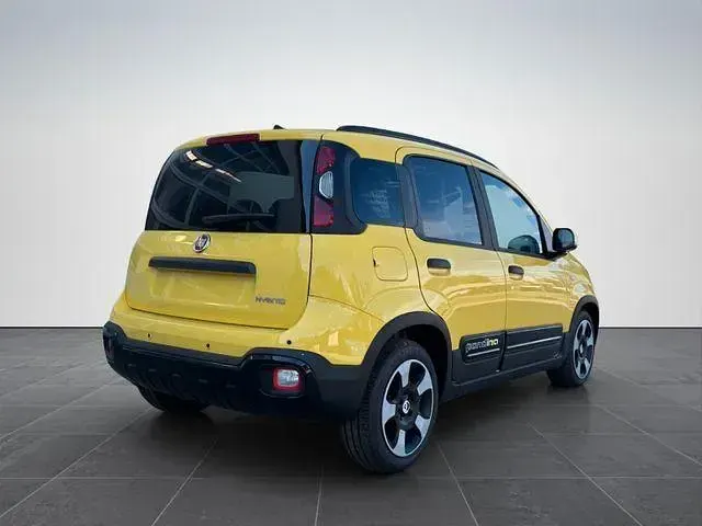 Neu Fiat Panda Cross Cross 69 PS (50 kW) 2026 Gelb Kleinwagen