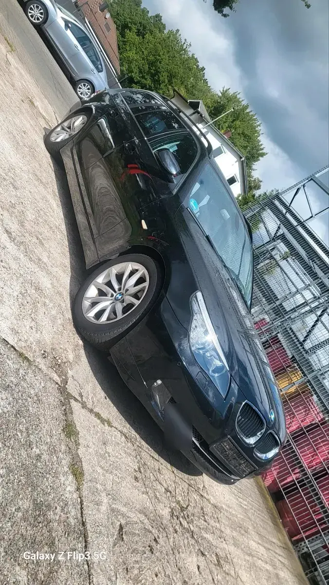 Gebraucht BMW 520 163 PS (119 kW) 2009 Schwarz Kombi