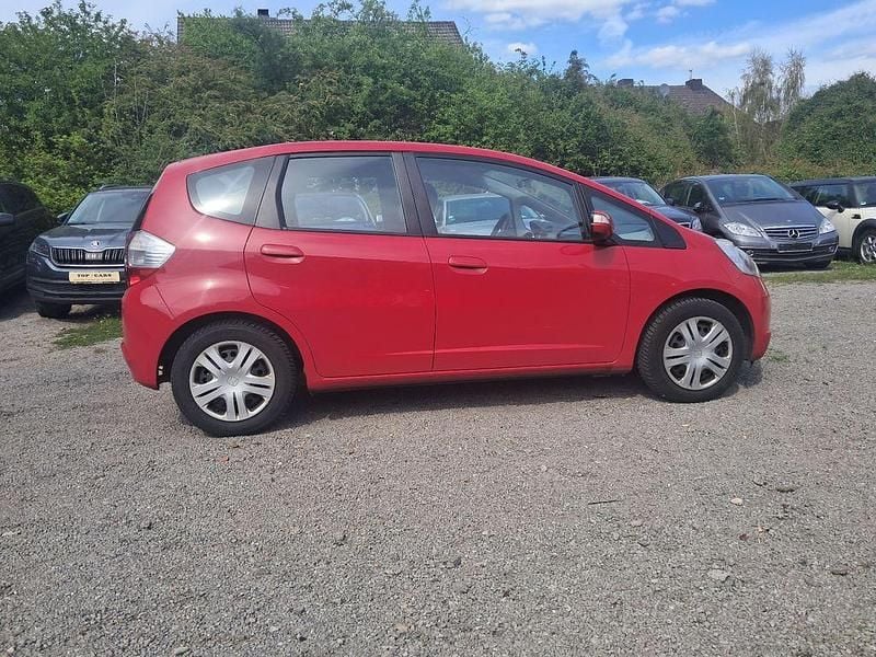 Gebraucht Honda Jazz Elegance 99 PS (72 kW) 2009 Rot Kleinwagen