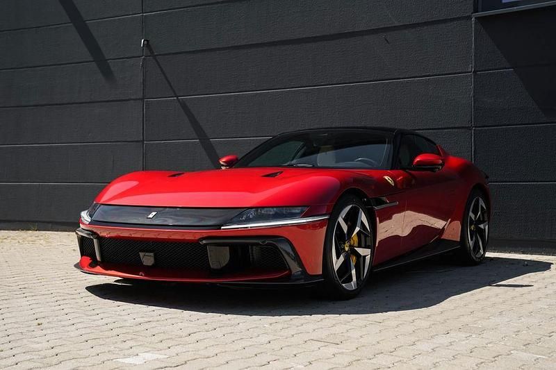Neu Ferrari 12 Cilindri 829 PS (609 kW) 2025 Rot