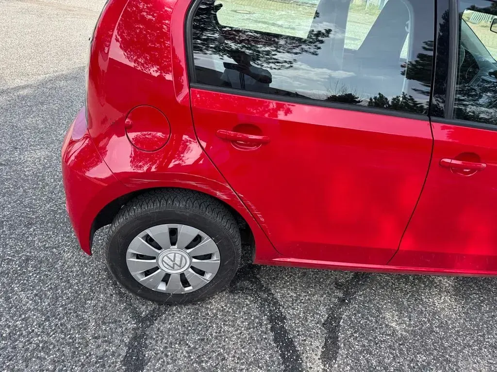 Gebraucht VW up! Basis 65 PS (47 kW) 2021 Rot Kleinwagen