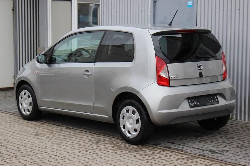 Gebraucht Seat Mii Style 60 PS (44 kW) 2016 Silber Kleinwagen