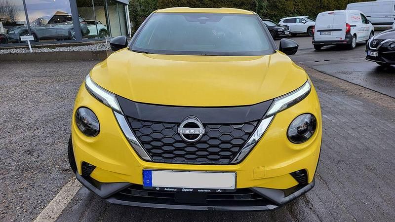 Second-hand Nissan Juke Tekna 94 CP (69 kW) 2024 Galben SUV