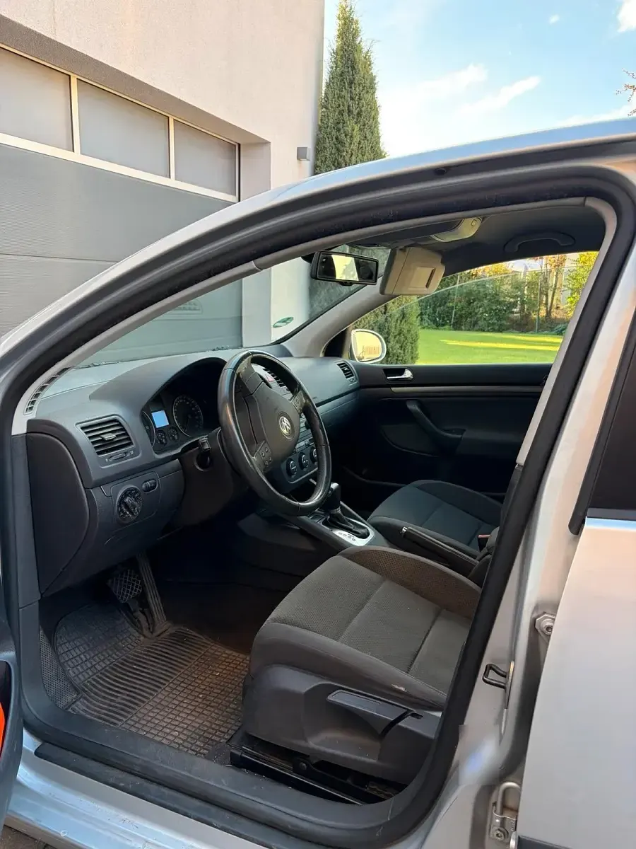 Gebraucht VW Golf IV 140 PS (102 kW) 2004 Silber Limousine