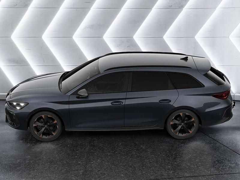 Neu Cupra Leon 204 PS (150 kW) 2026 Magnetic grau Kombi