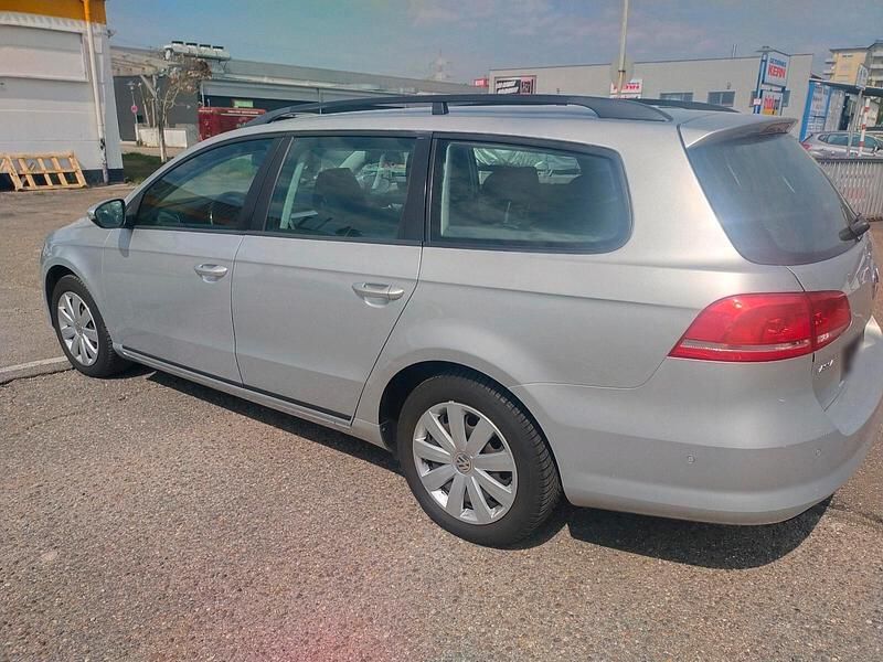 Używany VW Passat 122 KM (89 kW) 2011 Srebrny Kombi
