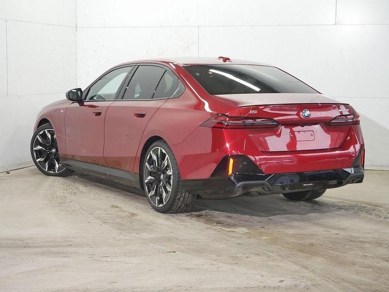 Gebraucht BMW i5 M Sport 289 kW (394 PS) 2025 Rot Limousine