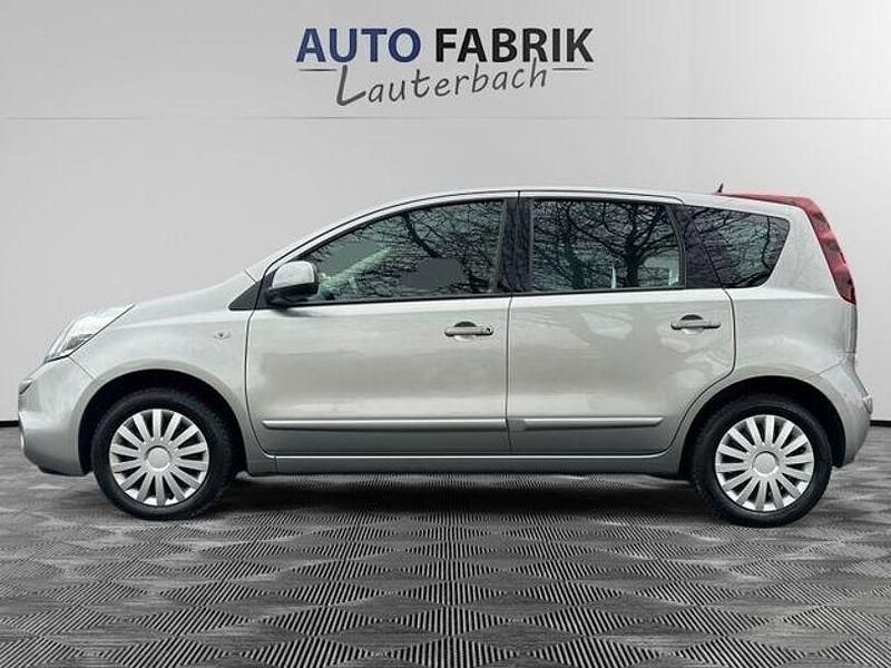 Gebraucht Nissan Note Acenta 110 PS (80 kW) 2011 Silber Van / Kleinbus