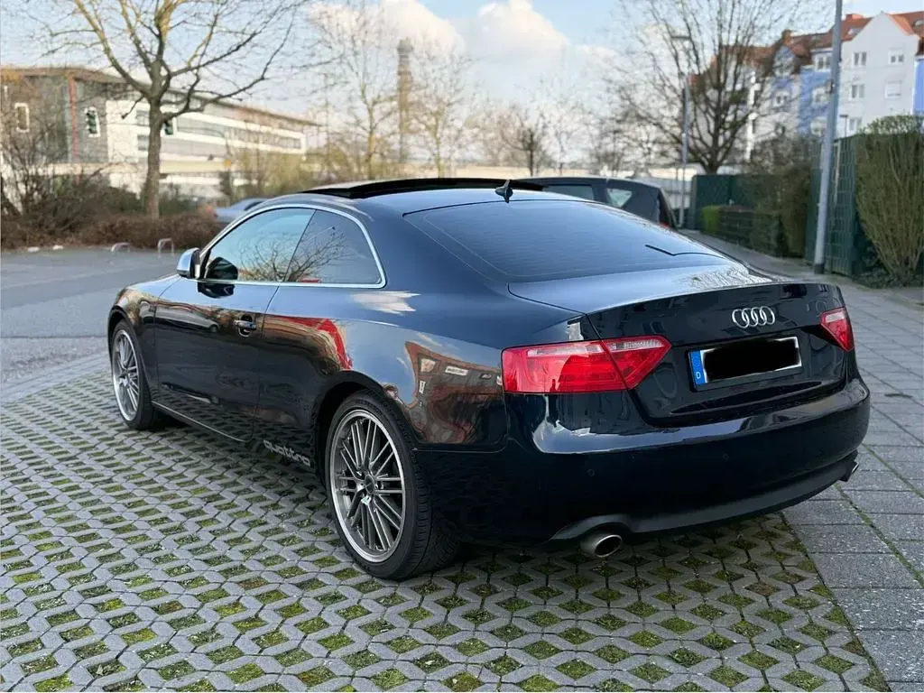 Używany Audi A5 Ambiente 239 KM (175 kW) 2009 Niebieski Coupe