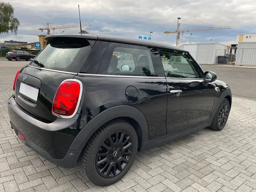 Gebraucht Mini ONE Chili 102 PS (75 kW) 2018 Schwarz Kleinwagen