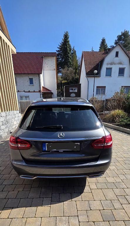 Gebraucht Mercedes C220 170 PS (125 kW) 2017 Grau Limousine